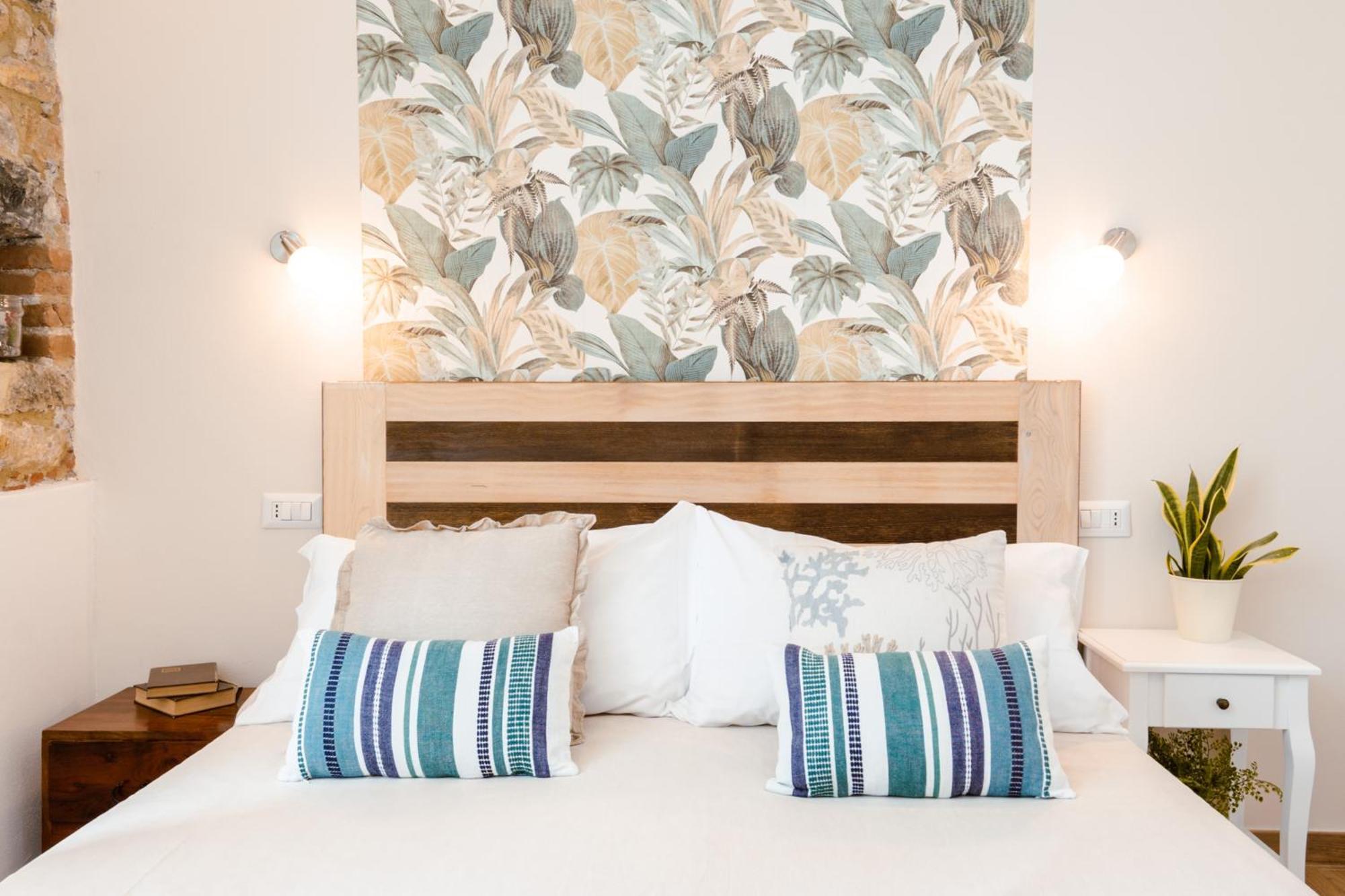 The Railway 74 Bed & Breakfast La Spezia Exterior photo